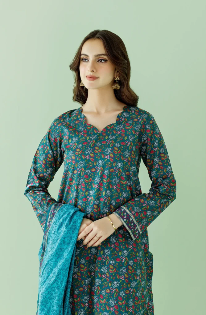 best online Lawn dresses in Pakistan